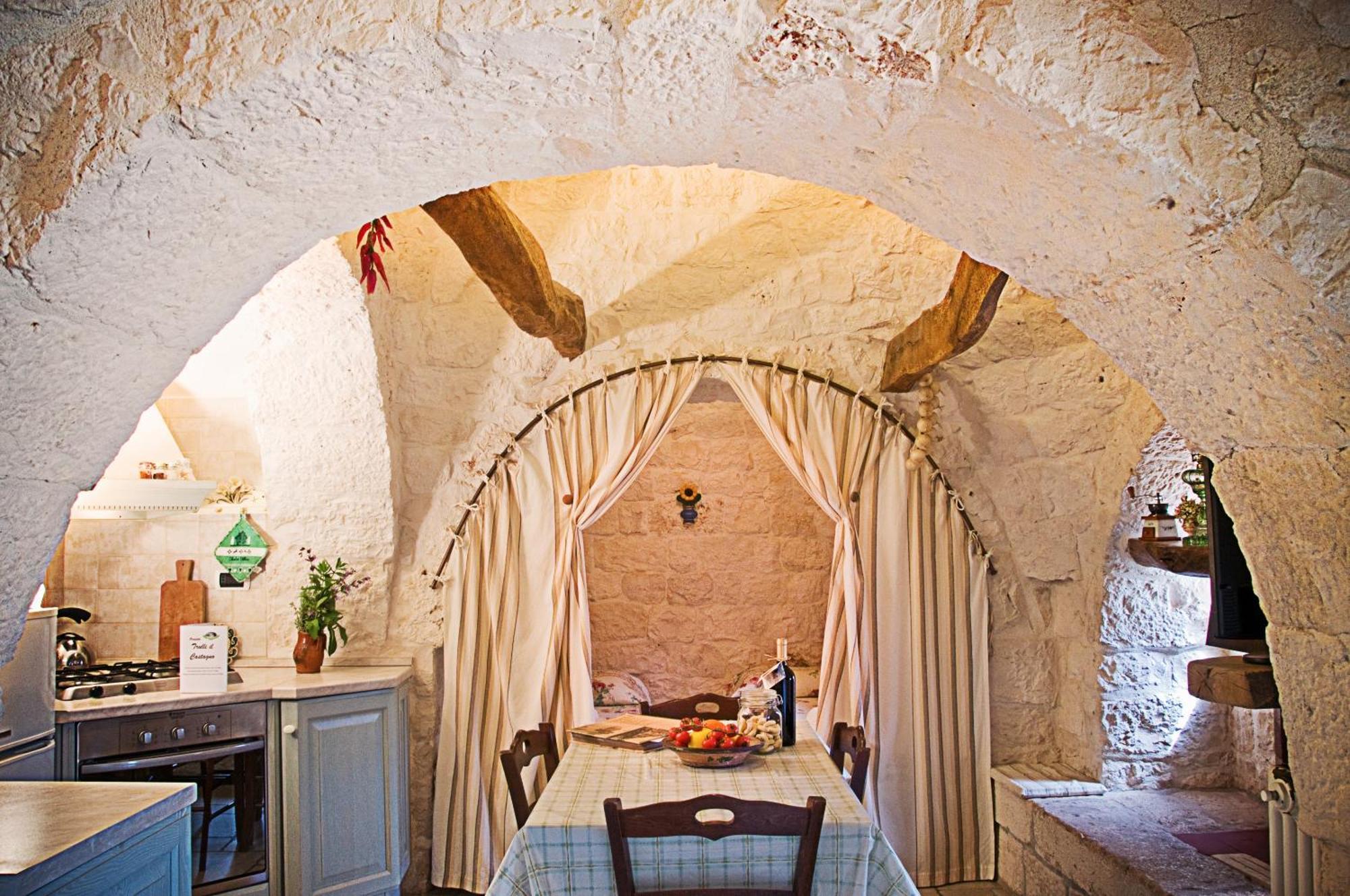Trulli Il Castagno Guest House Martina Franca Exterior photo