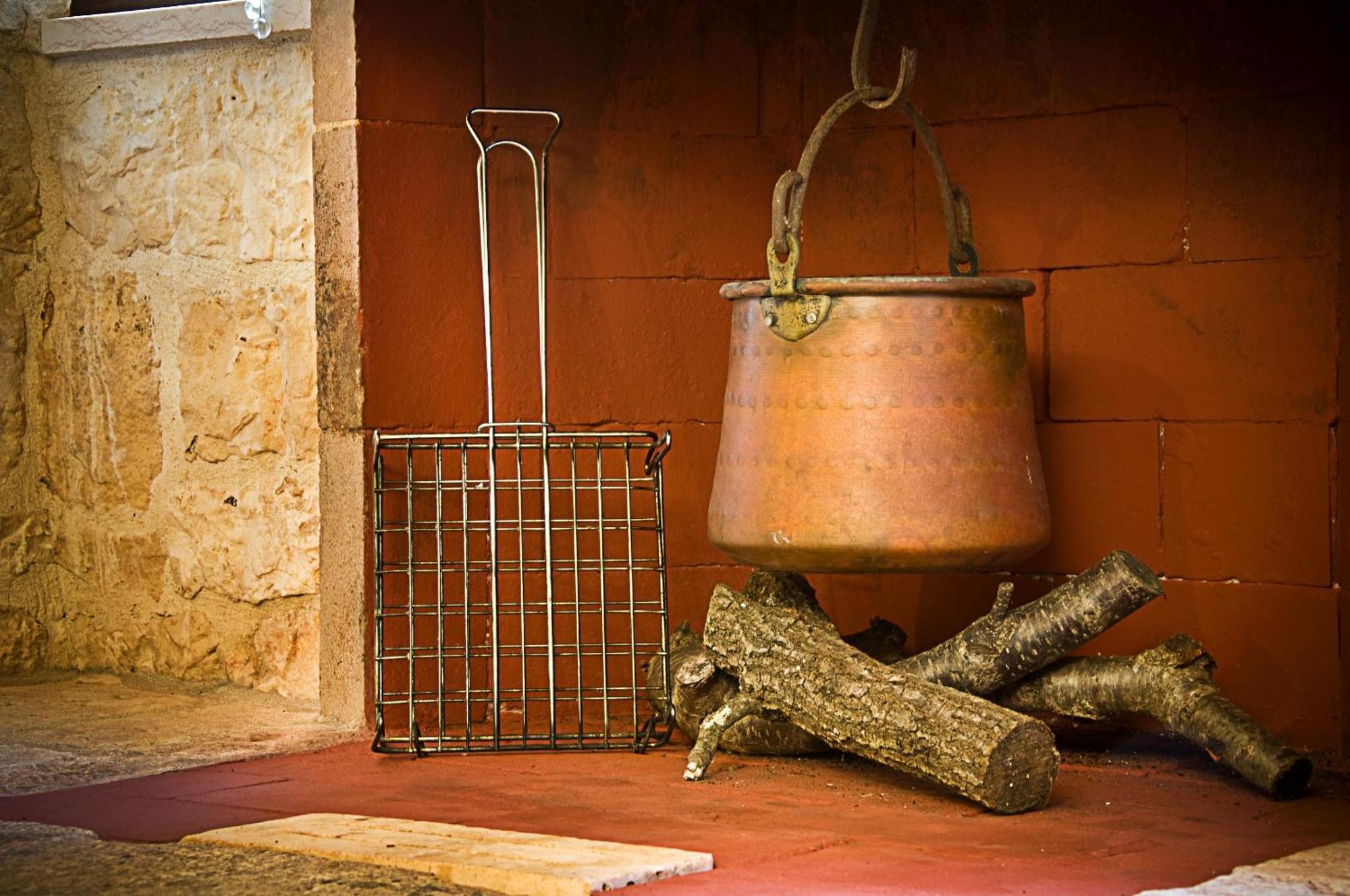 Trulli Il Castagno Guest House Martina Franca Exterior photo